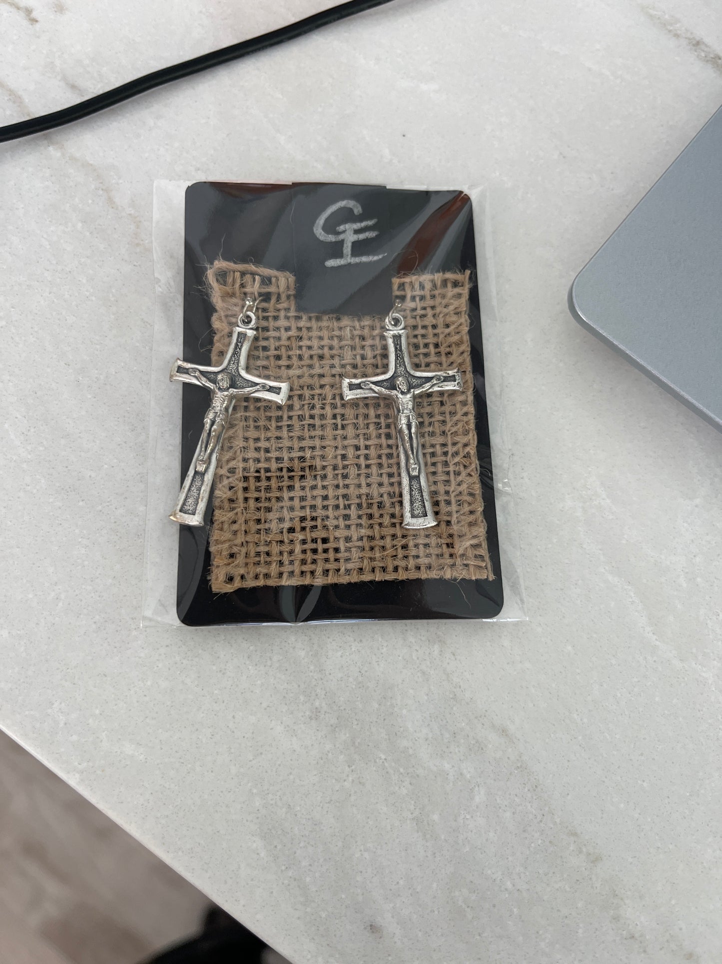 (Italian Crucifix Earrings)
