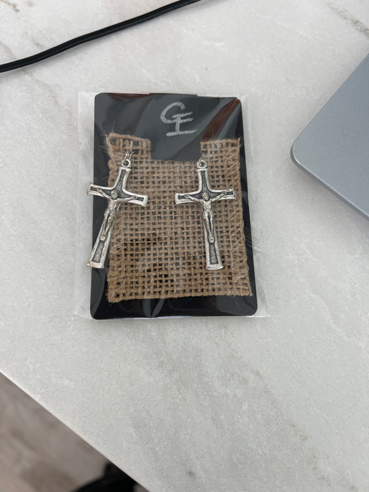 (Italian Crucifix Earrings)